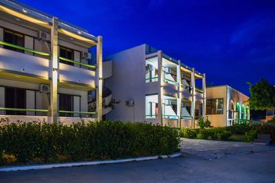 Chrysoula Hotel & Apartments