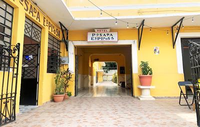 OYO Posada Espinosa, Mérida, Parque de Santa Ana