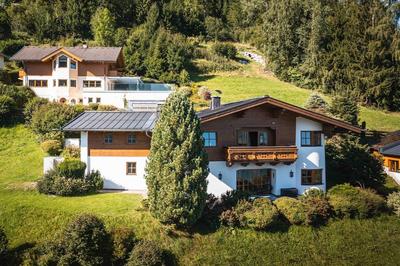 Chalet Crown of the Alps