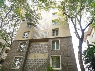 OYO 13467 Hotel FC 16 Suites