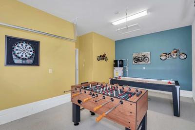 Modern Home, Big Pool Area Near Disney, CDC Cleaning 4cg456