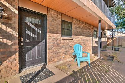 4 Mi to Dtwn: Rustic Fort Worth Apt