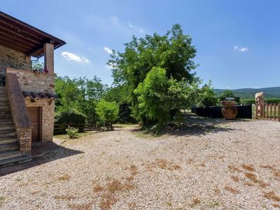 Scenic Apartment in Casole D'elsa With Pool