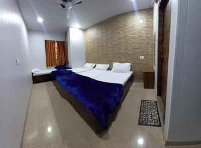 Hotel Shiv Ganga