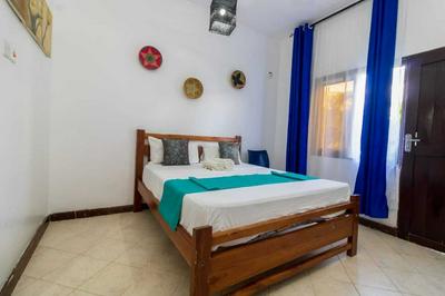 Pontoon Residence & Suites