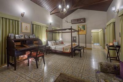 Tree of Life Darbargadh, Dared