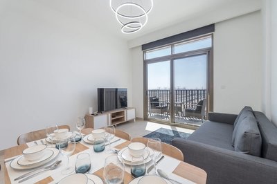 Modern and Peaceful 2 Bedroom in Amber by Azizi