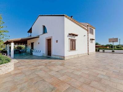 Holiday Home With Pool, Sicily