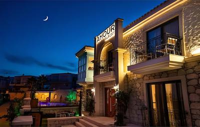 Amour Alacati Butik Otel