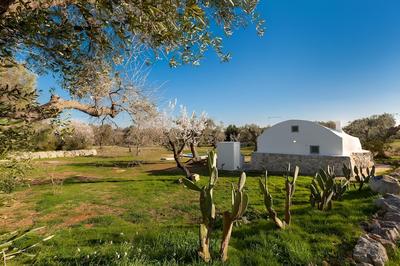 3746 Trullo Mandorlo by Barbarhouse