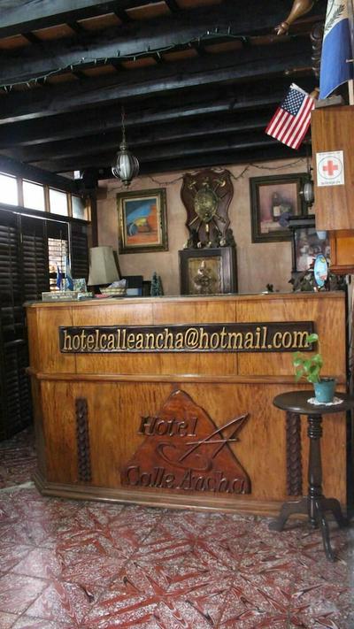 Hotel Calle Ancha