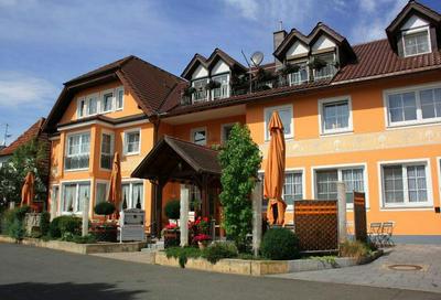 G. Hotel Müller
