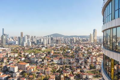 Charming Flat With Gorgeous City View in Atasehir