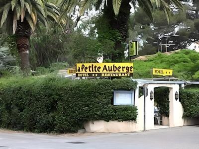 La Petite Auberge