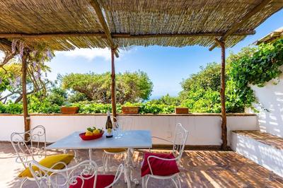 Villa Delle Ninfeee by Napoliapartments