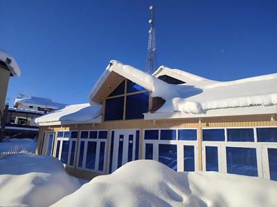 Paradise Hotel & Hillside Cottage Shogra
