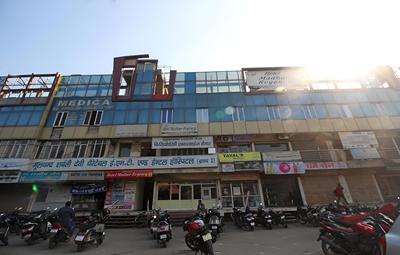 OYO 7147 Hotel Madhur Regency