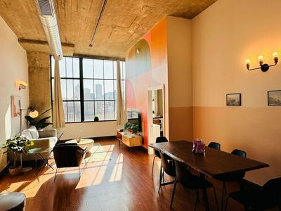 Sosuite 2BR Apt w W/d, Gym, On-site Restaurant