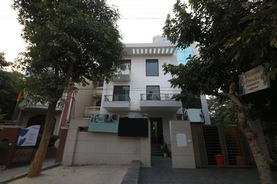 OYO 9994 Springs Homes