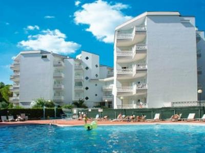 Cozy Apartment Near the Beach With Parking Space Included