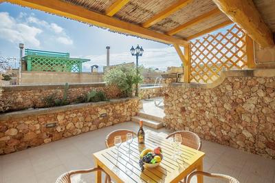Gozitan Farmhouse With Pool - PP 4