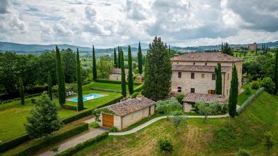 Il Poggio Alle Trese 14 Emma Villas