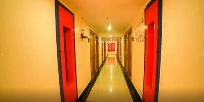 Hotel Sashi Paradise