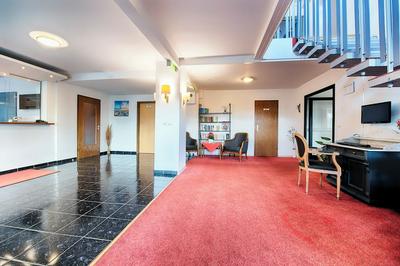 Hotel B1 & Hotel B1 Tourist