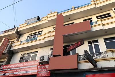 OYO 38170 Hotel Grand Plaza