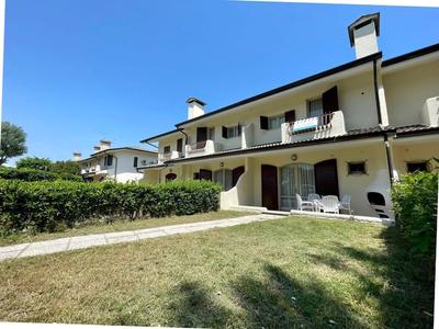 Feel at Home in our Villa Private Garden - Beahost