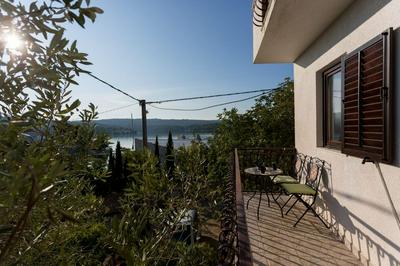Petra - 50 m From Pebble Beach - A2-donji