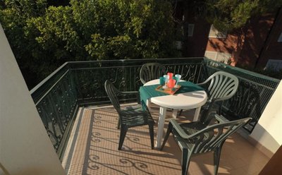 Equipped Flat for 5 Guests in Lignano Pineta With Communal Garden