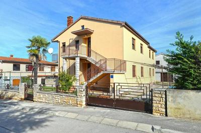 Spacious Apartment in Peroj With Terrace