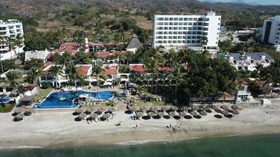 Los Picos Hotel & Suites Bucerias