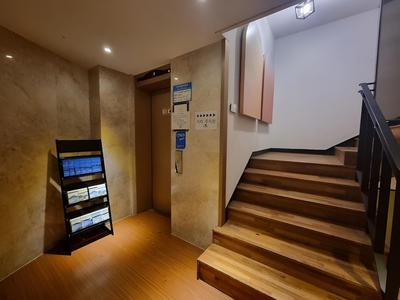 Hound Hotel Seomyeon - Bumcheon