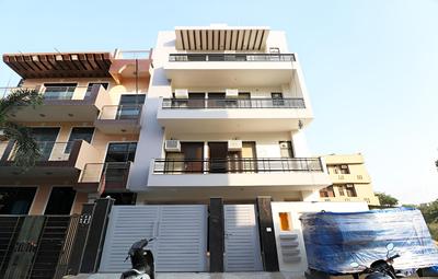 OYO 24514 Rvid Suites
