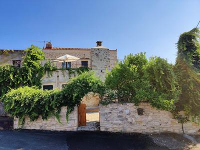 Villa Laina