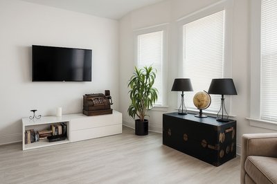 Detroit 4BR Home Bathtub & Pet Friendly Stay