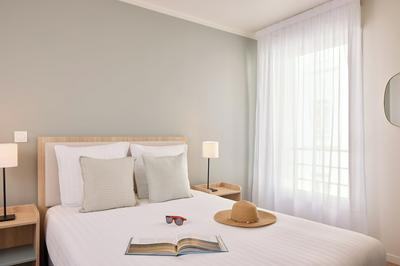 Quality Suites Cherbourg