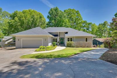 Game Room & Lake View: Lake Hartwell Group Retreat
