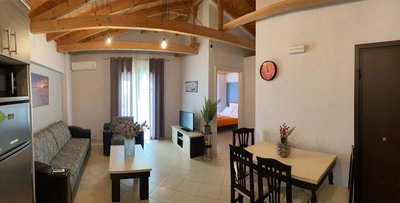 Villa Orestis - Stoupa Garden Getaway