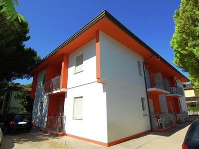 Sun Drenched Seaside Holiday Home near Venice