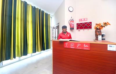 OYO 18570 Hotel Jazz