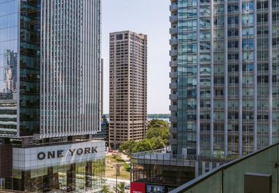 12 York St Condo - Financial District