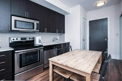 Rooftop Suite - Walk to CN Tower, MTCC, Entertainment District