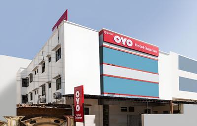 OYO 29881 Hotel Gajanan