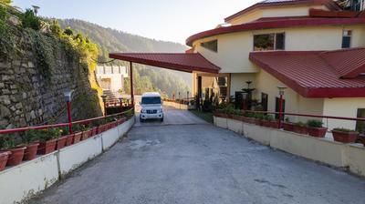 Holiday Home in Montecarelli With Pool
