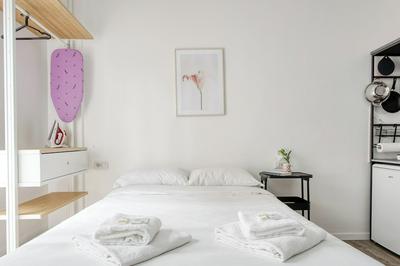 Elegant Studios near Station