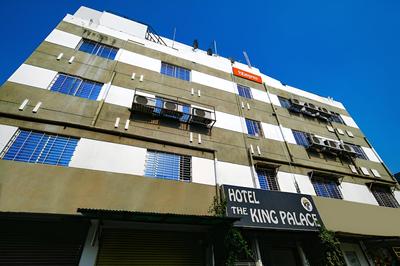 FabHotel The King Palace