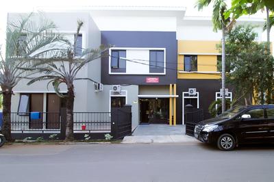 RedDoorz @ Pulo Gebang